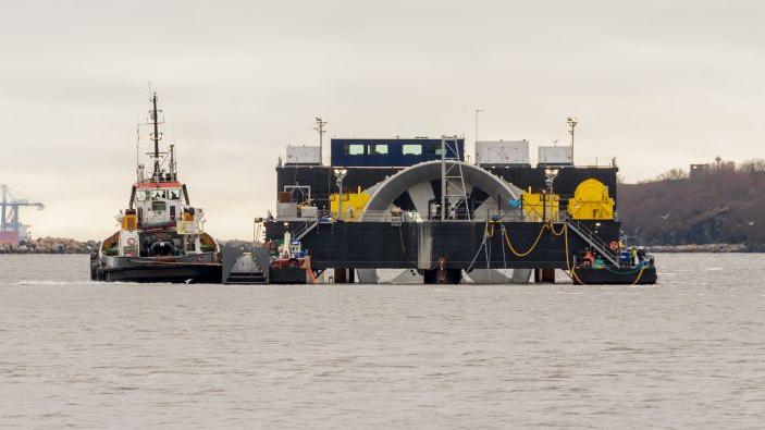 turning-the-tide-offshore-turbines-1920.jpg